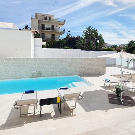 Villa Mediterranea Apartments - Seaview, Pool & Garden バーリ エクステリア 写真