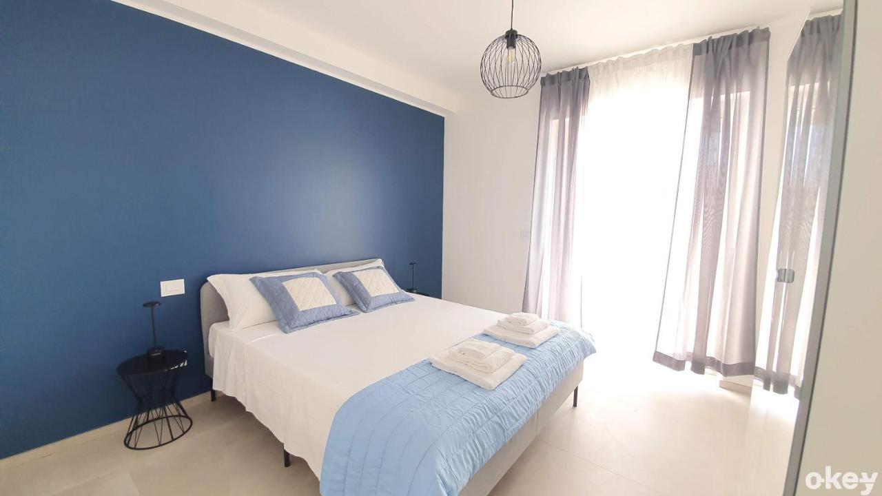 Villa Mediterranea Apartments - Seaview, Pool & Garden バーリ エクステリア 写真