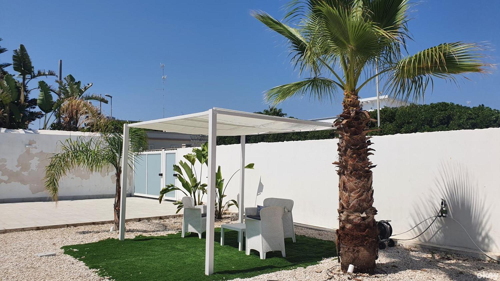 Villa Mediterranea Apartments - Seaview, Pool & Garden バーリ エクステリア 写真